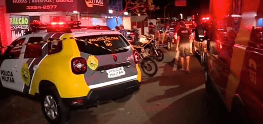 Dois homens são mortos a tiros em ponto de taxi em Cascavel