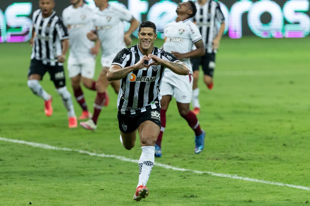 Atlético-MG bate Fluminense outra vez e avança às semifinais da Copa do Brasil