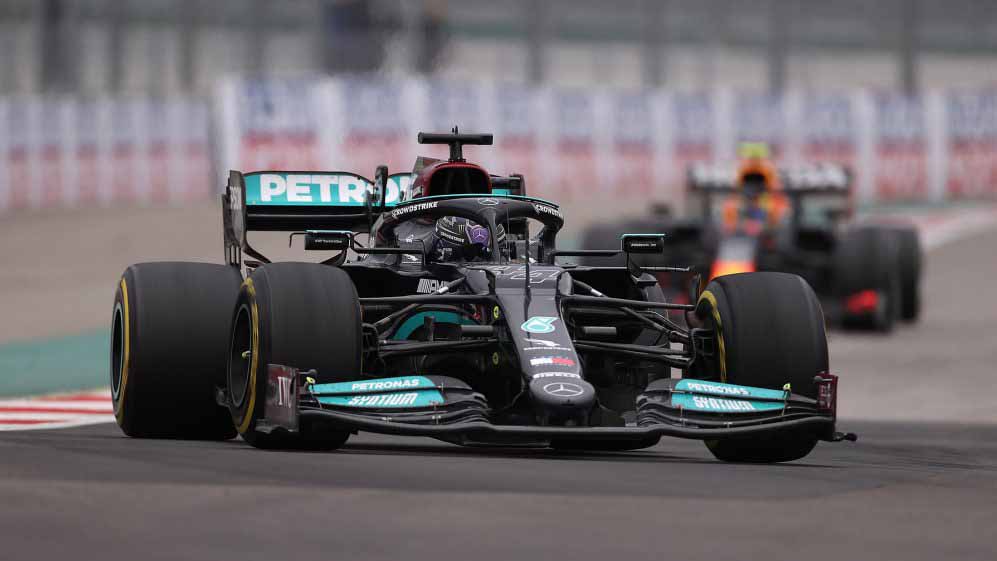 Fórmula 1: na chuva, Hamilton vence GP da Rússia e reassume liderança