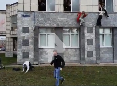 Atirador mata seis e deixa mais de 20 feridos em universidade na Rússia