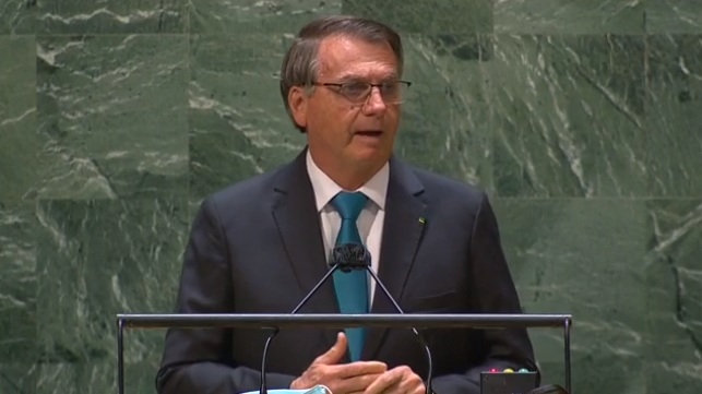 Bolsonaro defende cloroquina e pinta retrato distorcido do Brasil em discurso na ONU