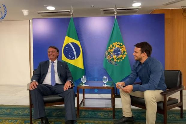 Covid apenas encurtou vida de vítimas por alguns dias ou semanas, diz Bolsonaro