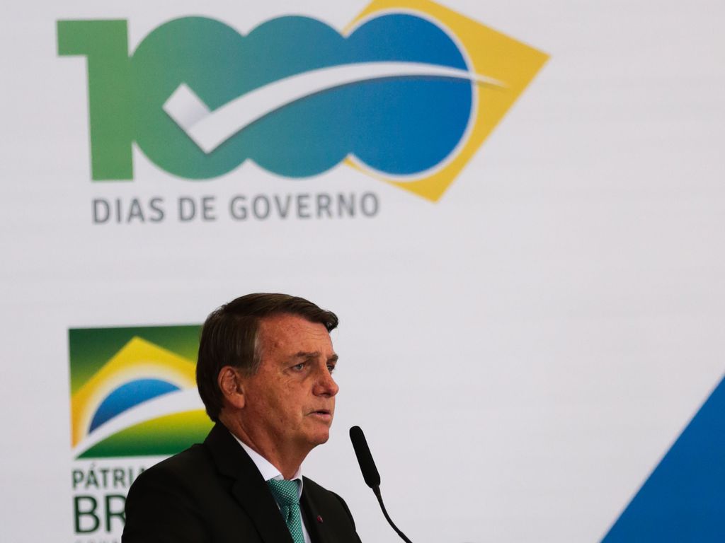 Após 1.000 dias de governo Bolsonaro, Anistia lista 32 perdas de direitos