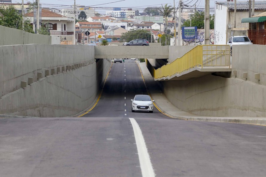 13.09.2021 - Trincheira Av das Torres com a rua Arapongas
Foto Gilson Abreu/AEN