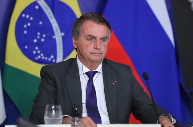 Rejeição a Bolsonaro bate novo recorde e atinge 53%, aponta Datafolha