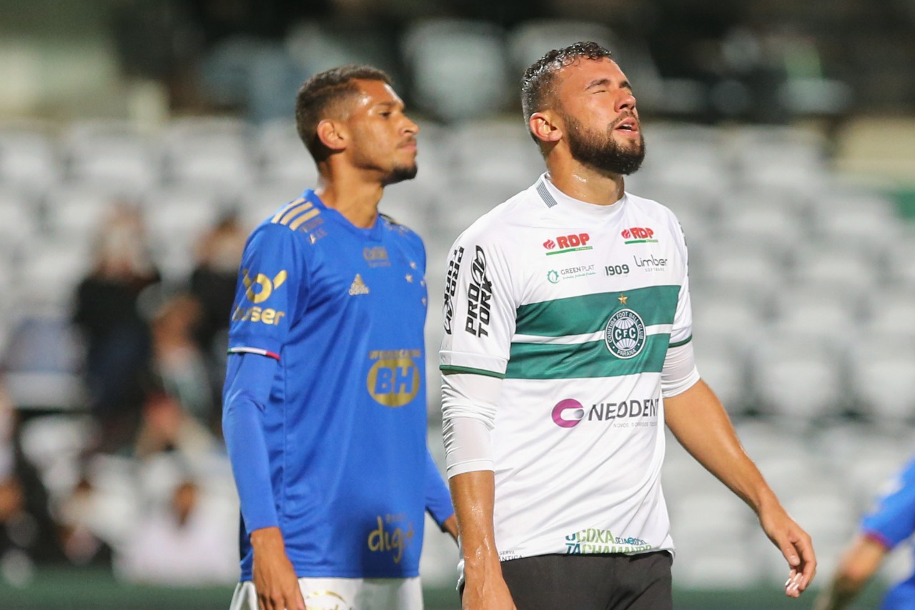 Coritiba perde do Cruzeiro e encerra série invicta na Série B