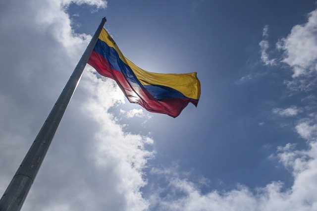 Eleição na Venezuela não será livre, mas não precisamos entregá-la de bandeja, diz opositor