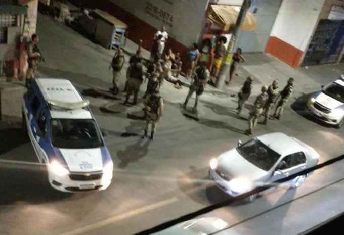 Seis morrem e 15 ficam feridos em ataque em festa na capital baiana
