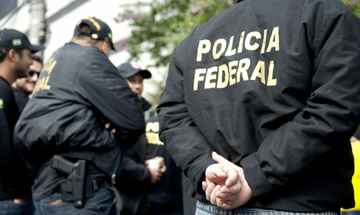 PF deflagra operação para investigar crimes cometidos contra Petrobras