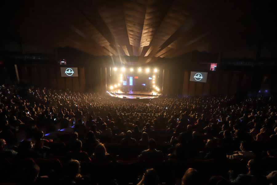 Paraná permite realização de eventos com até 15 mil pessoas em novembro