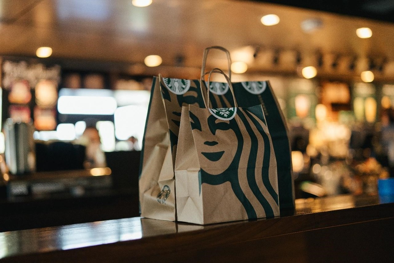 Mesmo em shopping, primeira Starbucks de Curitiba terá entrada pela rua