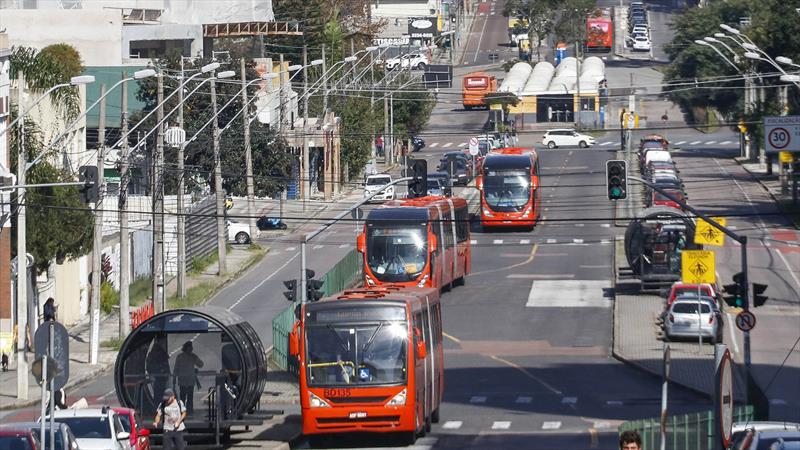 Enem 2021: Curitiba terá reforço nos ônibus neste domingo; veja as linhas e locais de prova
