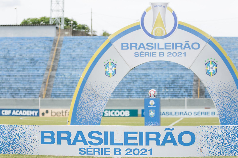 Londrina joga a vida na Série B diante do Vasco; veja o horário e onde assistir