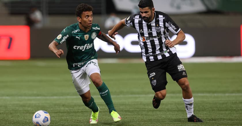 Atlético-MG empata com Palmeiras e adia conquista do título brasileiro