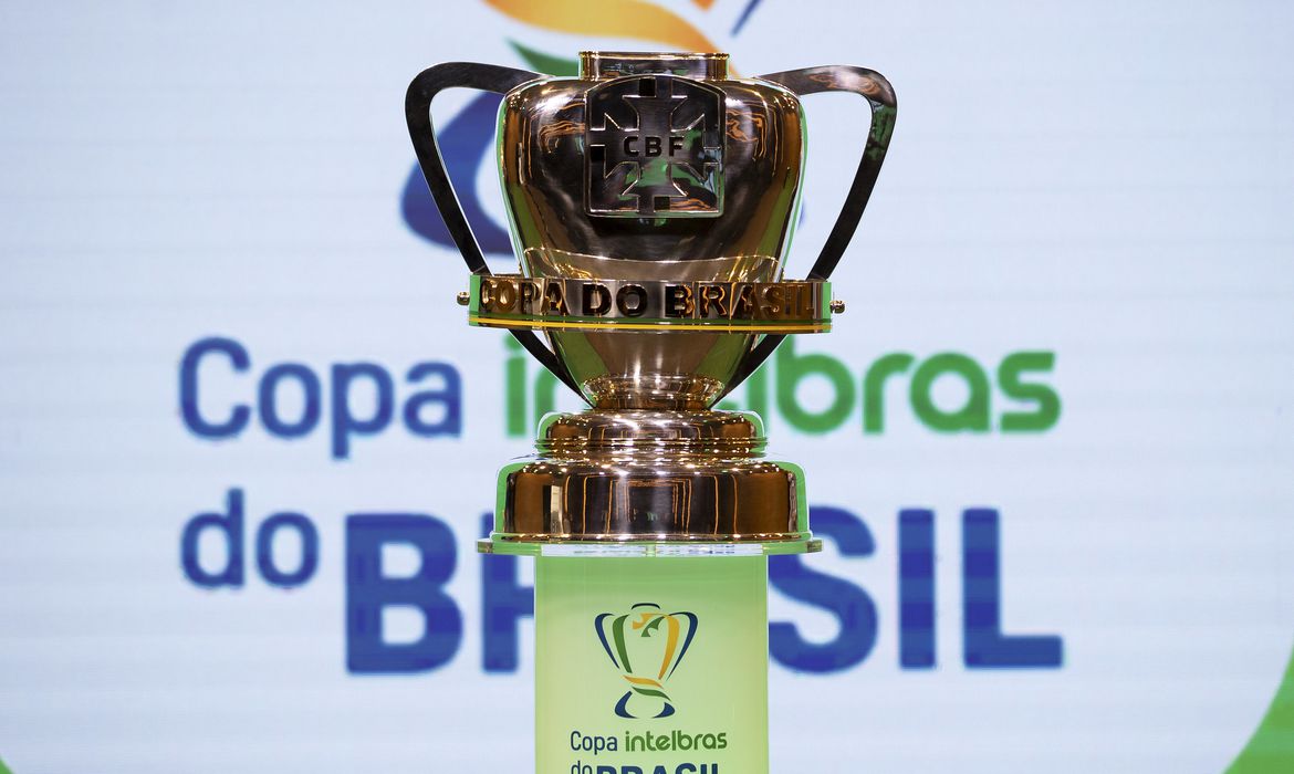 Copa do Brasil: veja AO VIVO o sorteio dos mandos de campo de Athletico x Atlético-MG