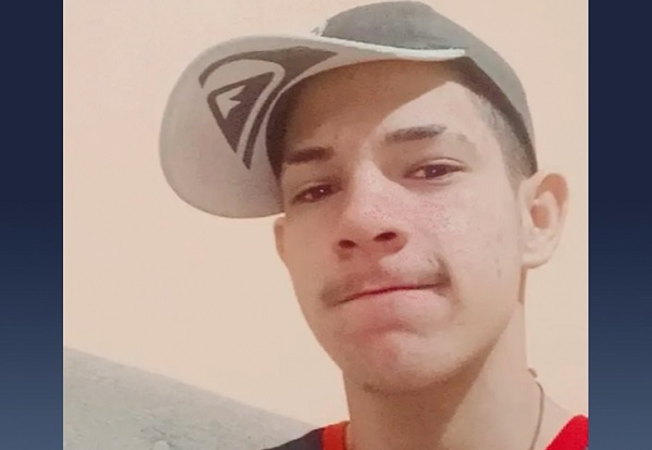 Adolescente é assassinado por engano no lugar do irmão na Grande Curitiba