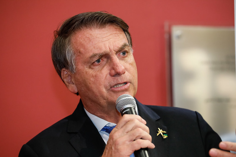 Bolsonaro fala em solução para Refis e diz que Ministério da Economia às vezes deixa a desejar