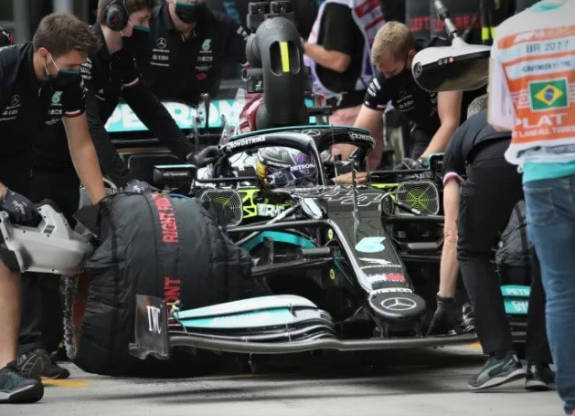 F1: Hamilton é punido e larga em último na sprint race do GP de São Paulo