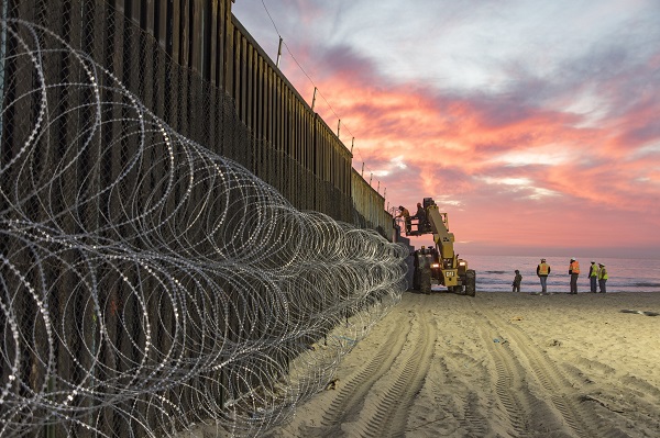 Fronteira dos EUA com México é reaberta após 20 meses de interrupção