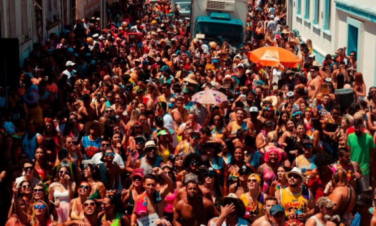Preocupação com Covid-19 faz Paranaguá e Antonina cancelarem Carnaval 2022