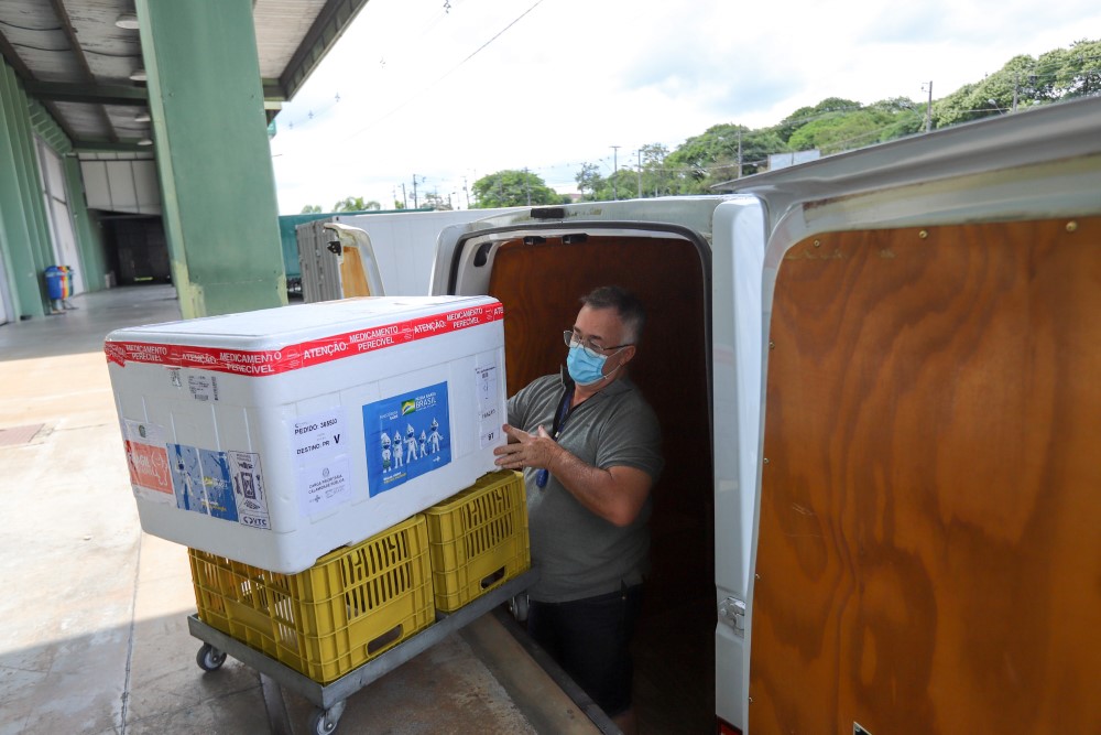 Paraná distribui mais 79 mil vacinas contra a Covid-19