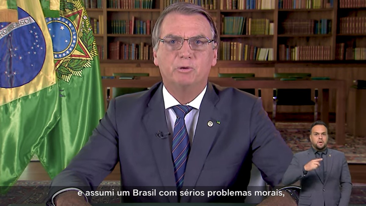 Bolsonaro entrega chave do cofre ao “centrão”