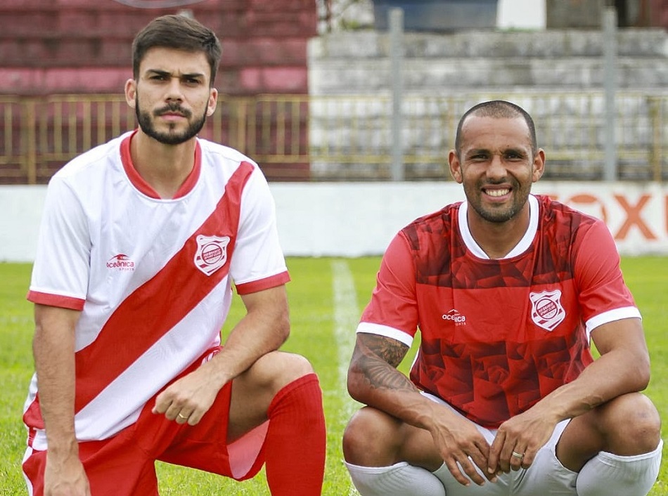 Rio Branco divulga uniformes para o Paranaense inspirados em Flamengo e Vasco