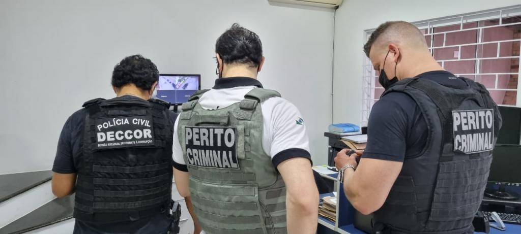 Associação criminosa ligada a empresas falsas é alvo de operação em Curitiba e Litoral