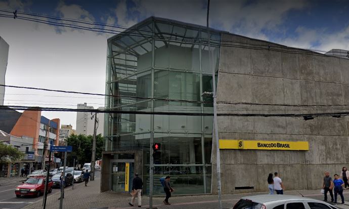 Agência do Banco do Brasil é roubada no centro de Curitiba