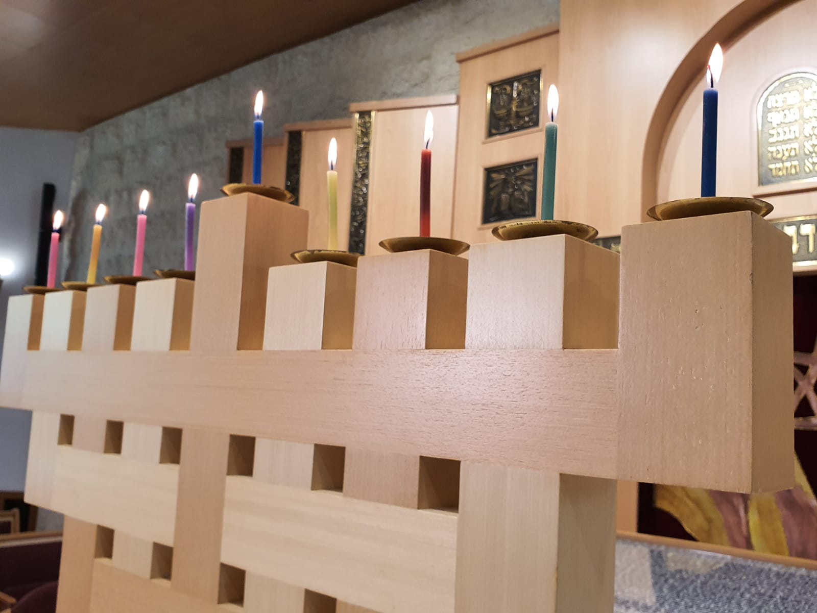 Festa das Luzes é iniciada pela comunidade judaica em Curitiba