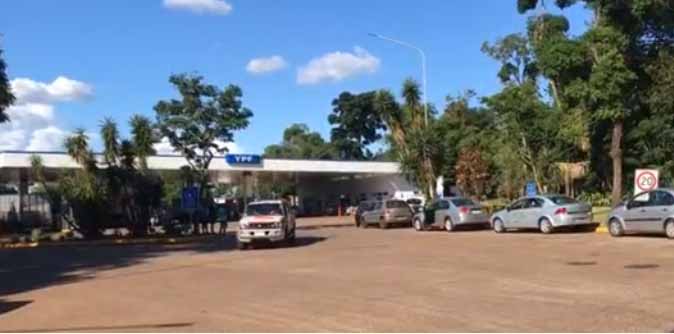 Argentina limita horário dos postos de gasolina para estrangeiros