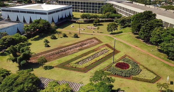 Universidade estaduais do Paraná são destaques em rankings nacionais e internacionais