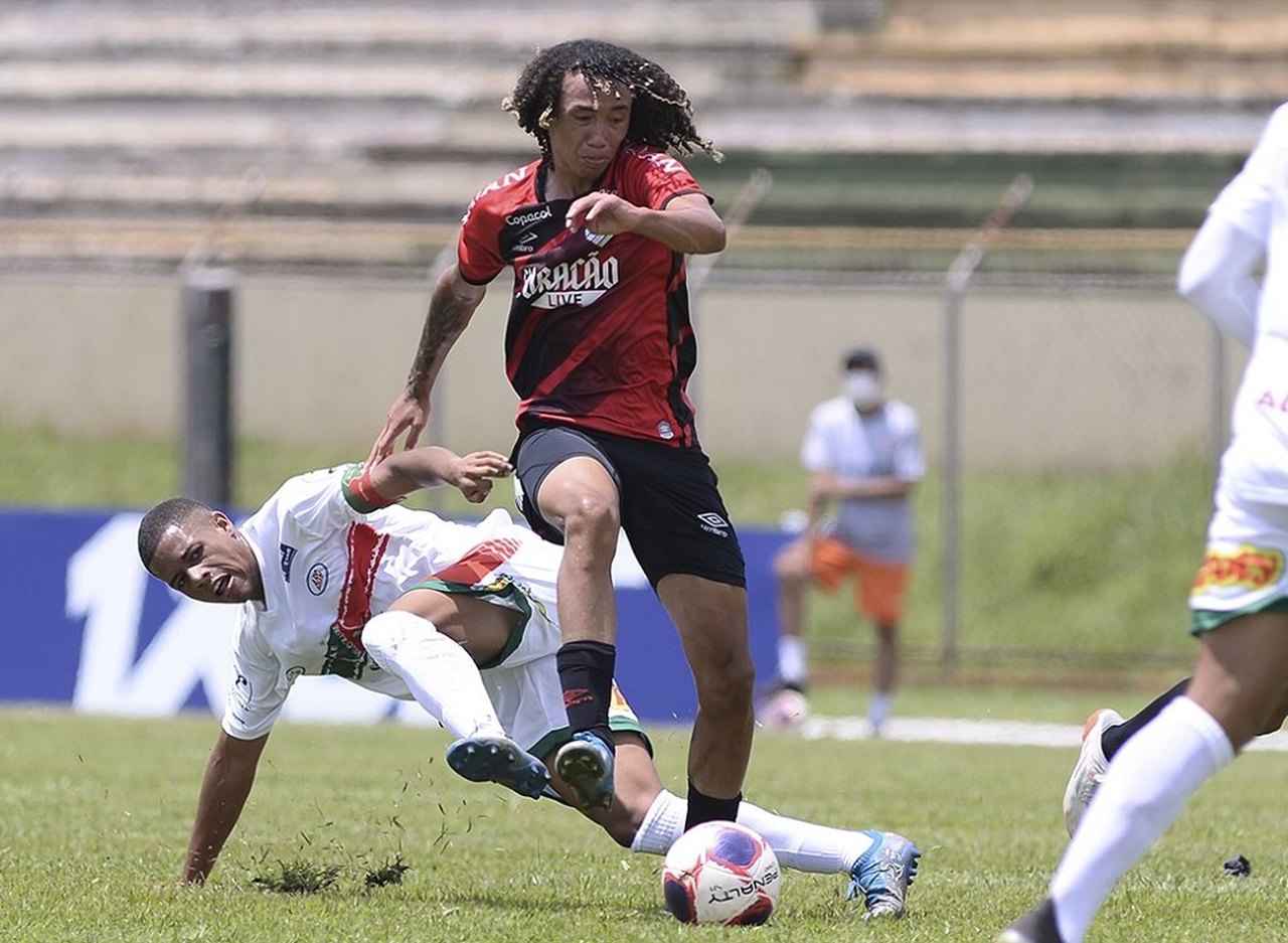 Athletico vence o Velo Clube e assume a liderança do Grupo 12 da Copinha